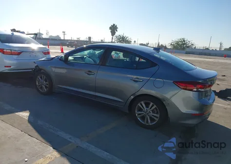 2018 Hyundai Elantra Value Edition из США, поврежденный, VIN KMHD84LF5JU556490